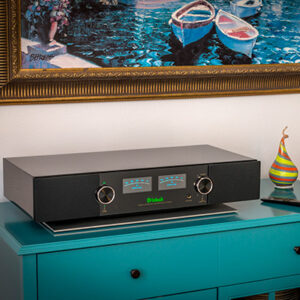 McIntosh RS250 Lifestyle Table hi res